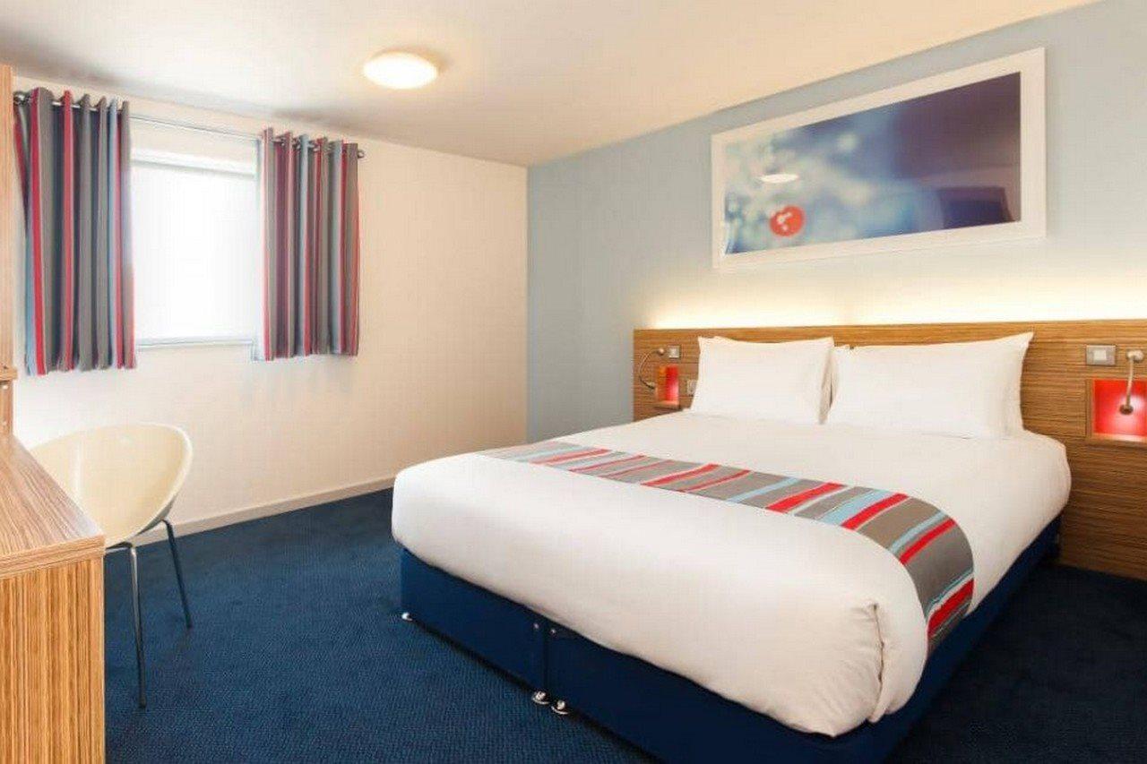 Travelodge London Stadtteil Ealing Exterior foto