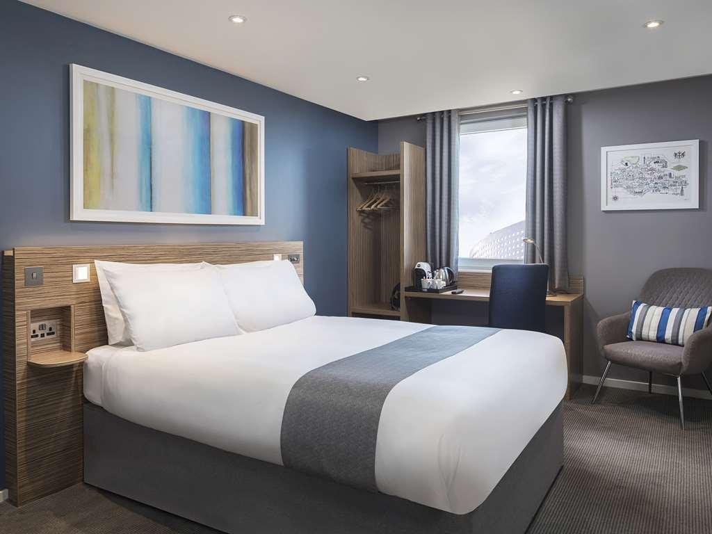 Travelodge London Stadtteil Ealing Zimmer foto