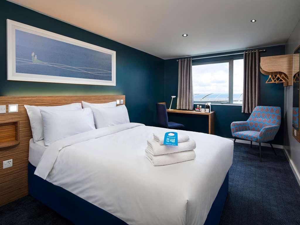 Travelodge London Stadtteil Ealing Zimmer foto