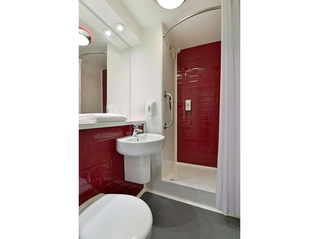 Travelodge London Stadtteil Ealing Zimmer foto