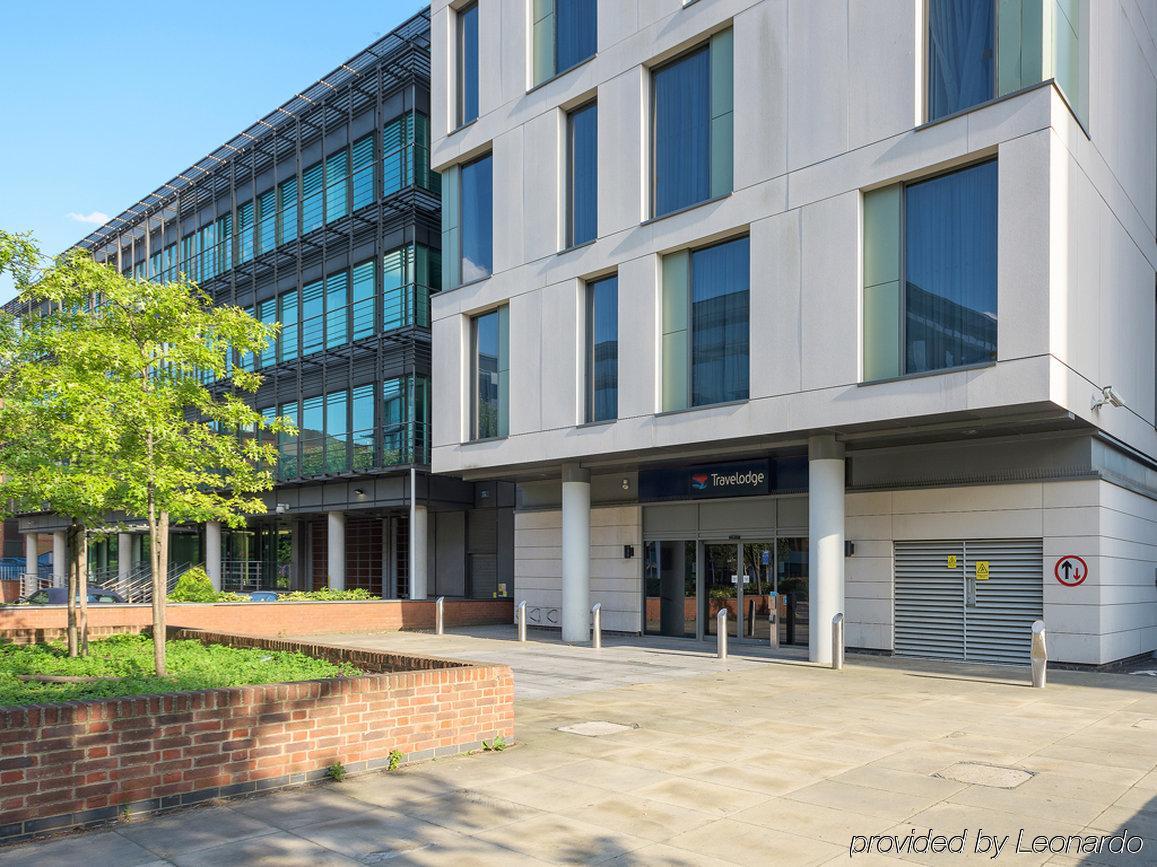 Travelodge London Stadtteil Ealing Exterior foto