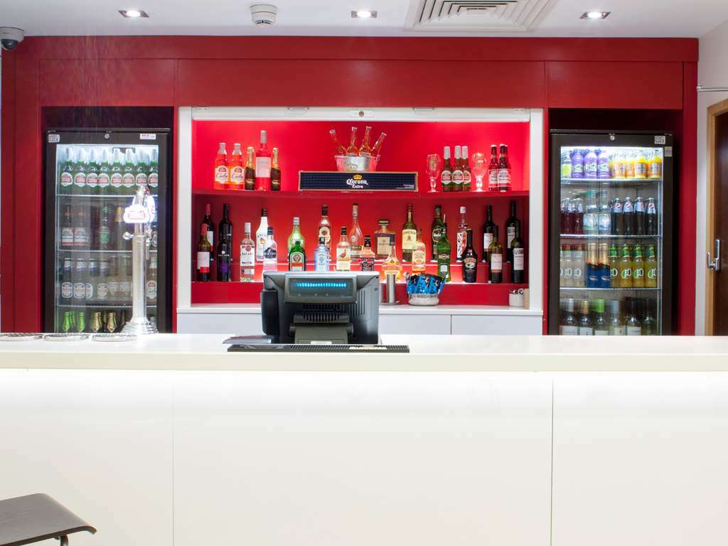 Travelodge London Stadtteil Ealing Restaurant foto