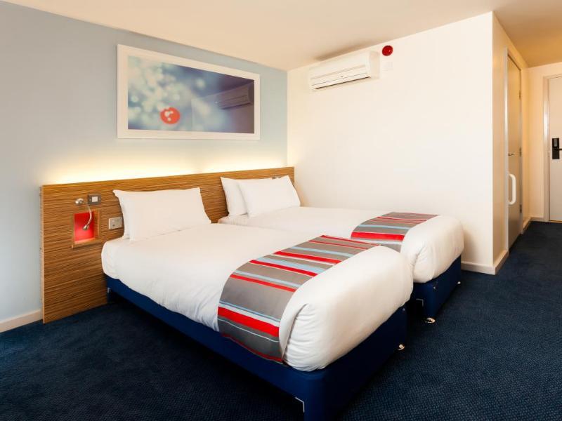 Travelodge London Stadtteil Ealing Exterior foto